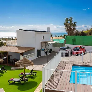 https://villa-cortijo-romero.hotelsinnerja.org